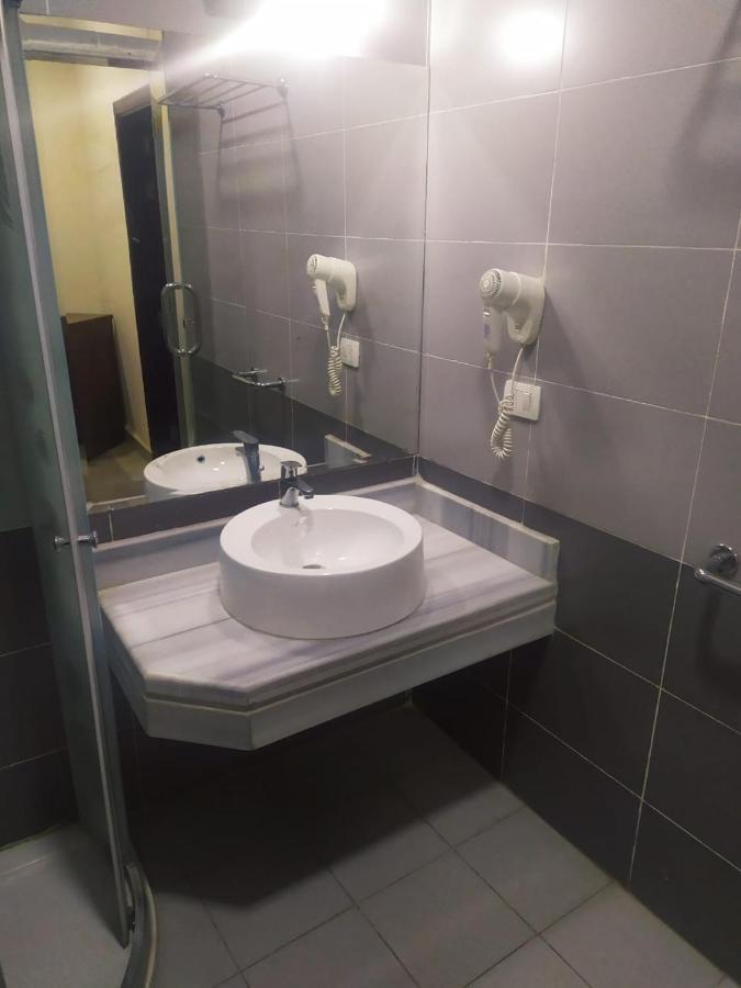 Regency Hotel Giza Esterno foto