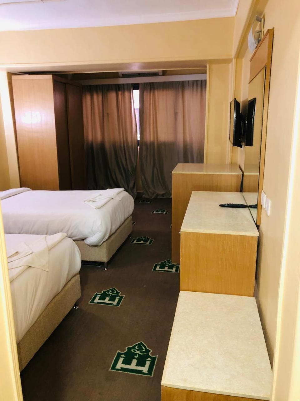 Regency Hotel Giza Esterno foto